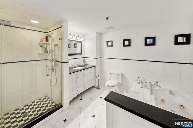 800 Palisade Avenue 1502, Fort Lee, NJ 07024