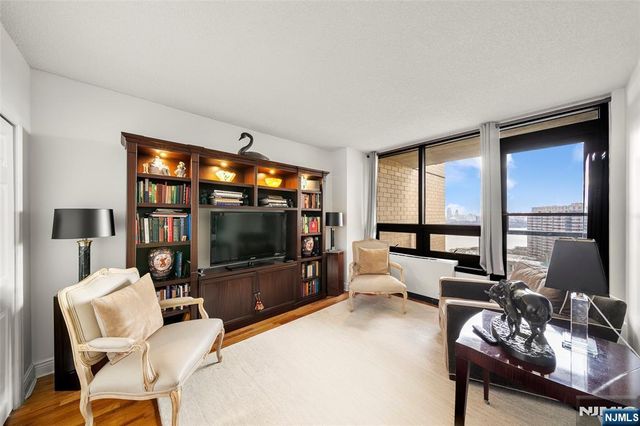 800 Palisade Avenue 1502, Fort Lee, NJ 07024