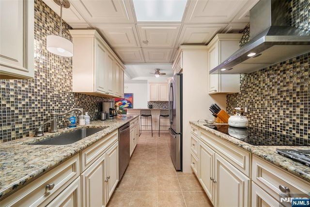 800 Palisade Avenue 1502, Fort Lee, NJ 07024