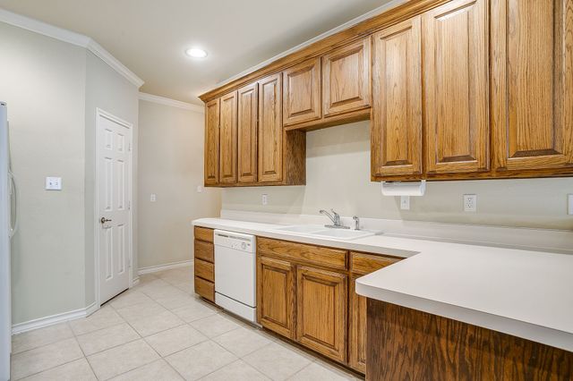 501 S Old Betsy Road 7, Keene, TX 76059