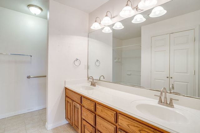 501 S Old Betsy Road 7, Keene, TX 76059