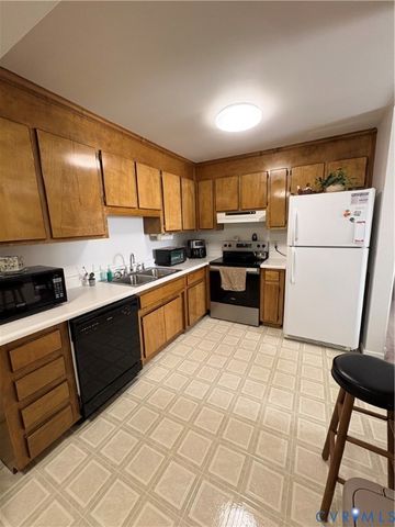 3505 Norton St, Hopewell, VA 23860