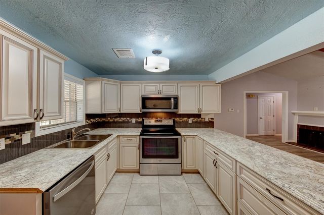 10714 Ballantine Street, Houston, TX 77075