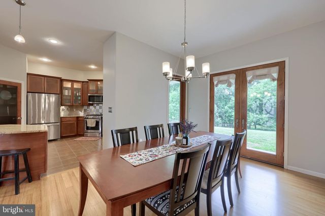 110 BRYLEA DR, Mount Wolf, PA 17347