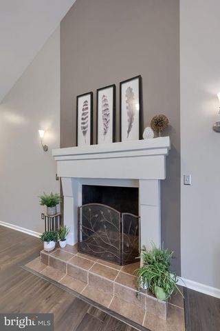 110 BRYLEA DR, Mount Wolf, PA 17347