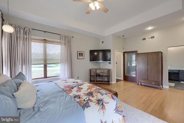 110 BRYLEA DR, Mount Wolf, PA 17347