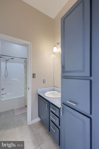 110 BRYLEA DR, Mount Wolf, PA 17347