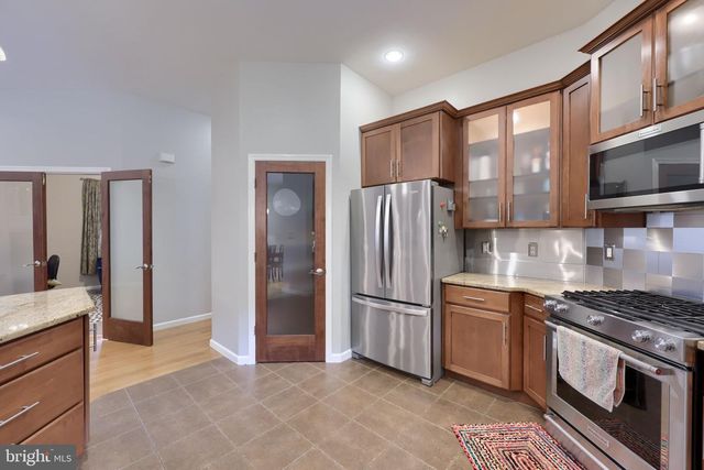 110 BRYLEA DR, Mount Wolf, PA 17347