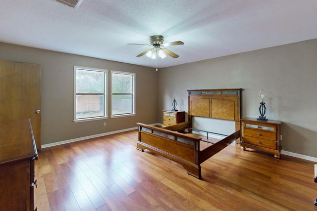 3024 Westwood Main Drive, Bryan, TX 77807