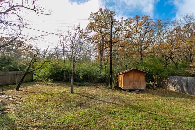 3024 Westwood Main Drive, Bryan, TX 77807