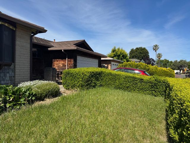 1695 Wickham Road, San Jose, CA 95132