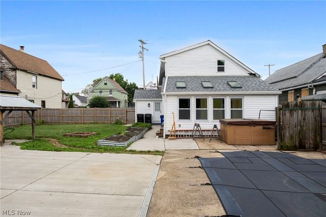 3538 Storer Avenue, Cleveland, OH 44109