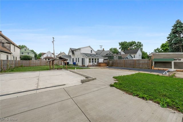 3538 Storer Avenue, Cleveland, OH 44109