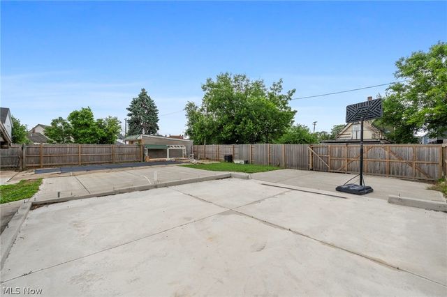 3538 Storer Avenue, Cleveland, OH 44109