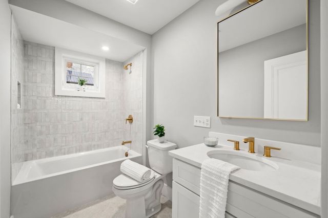 31-33 Pondview Road 33, Arlington, MA 02474