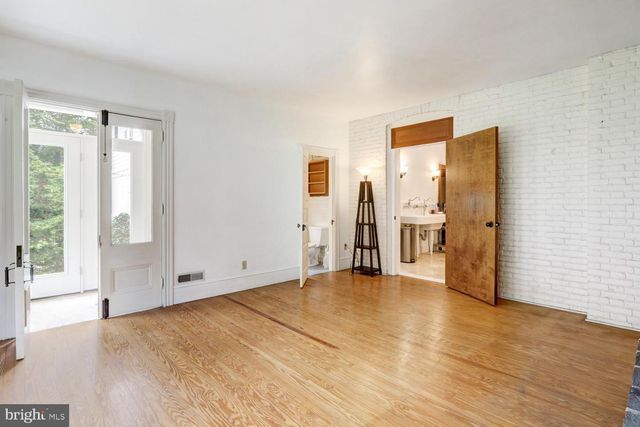 1033 WOODS AVE, Lancaster, PA 17603