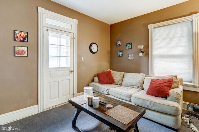 1033 WOODS AVE, Lancaster, PA 17603
