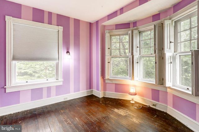 1033 WOODS AVE, Lancaster, PA 17603