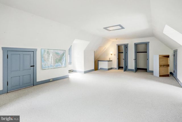1033 WOODS AVE, Lancaster, PA 17603