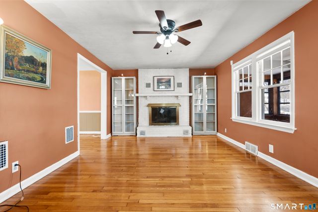 58 Cowles Street, Milford, CT 06461