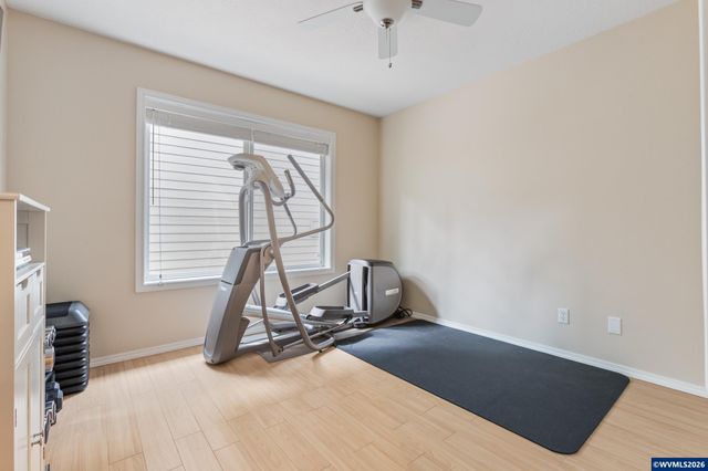 1166 Keystone Lp NE, Keizer, OR 97303