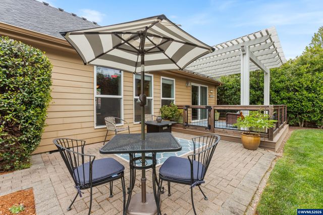 1166 Keystone Lp NE, Keizer, OR 97303