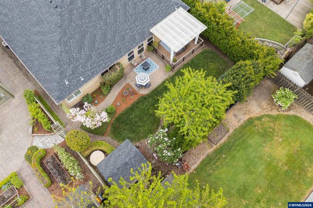 1166 Keystone Lp NE, Keizer, OR 97303