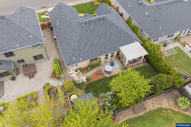 1166 Keystone Lp NE, Keizer, OR 97303