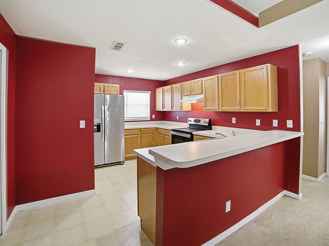 4030 LAKE BLUFF DRIVE, Mascotte, FL 34753