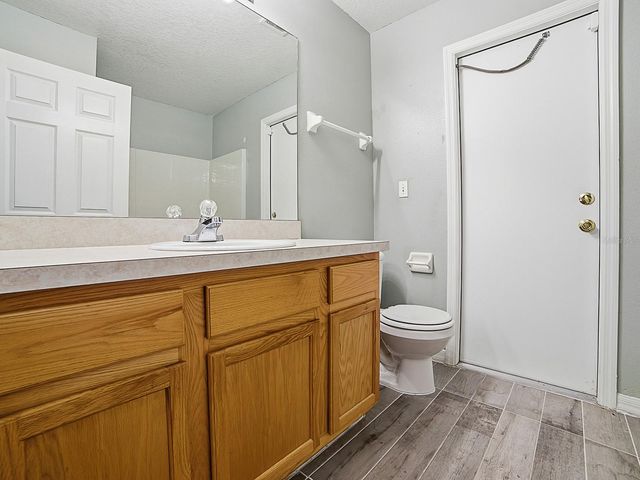 4030 LAKE BLUFF DRIVE, Mascotte, FL 34753