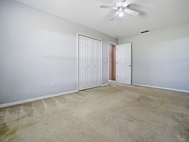 4030 LAKE BLUFF DRIVE, Mascotte, FL 34753
