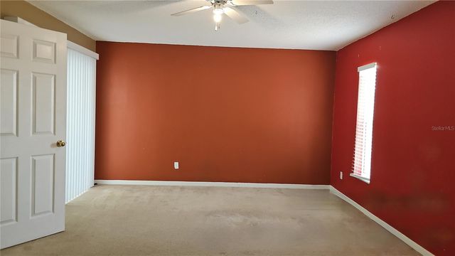 4030 LAKE BLUFF DRIVE, Mascotte, FL 34753