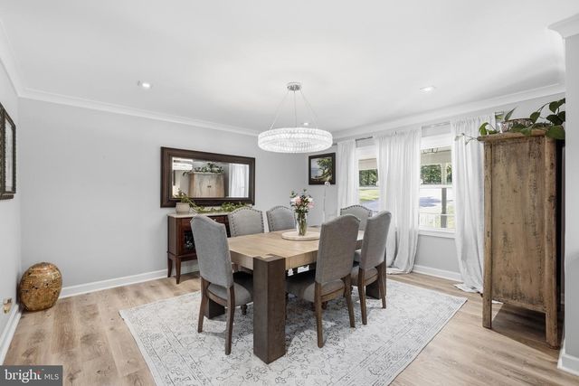 10834 HENDERSON RD, Fairfax Station, VA 22039