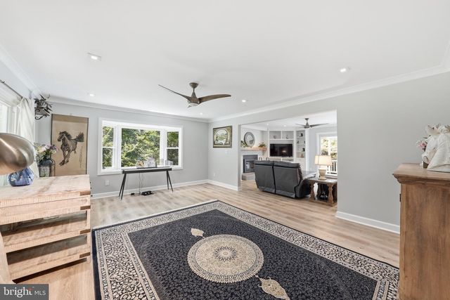 10834 HENDERSON RD, Fairfax Station, VA 22039