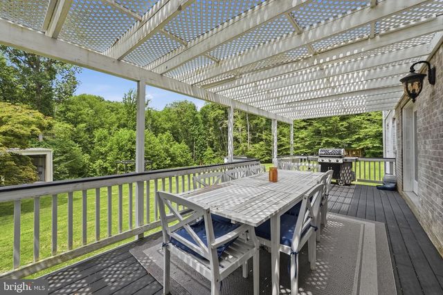 10834 HENDERSON RD, Fairfax Station, VA 22039
