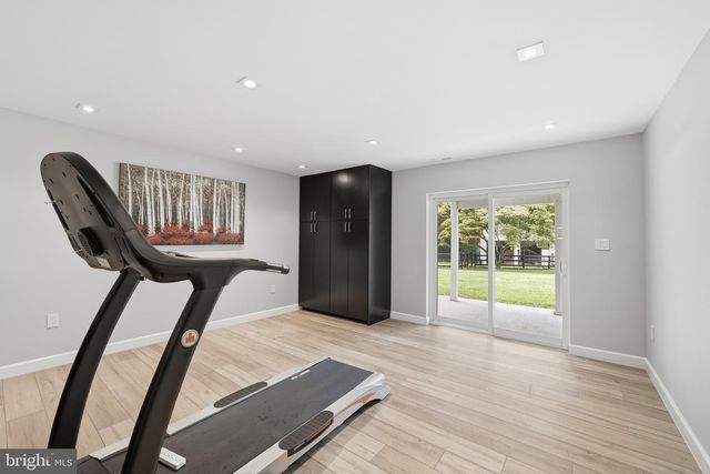 10834 HENDERSON RD, Fairfax Station, VA 22039