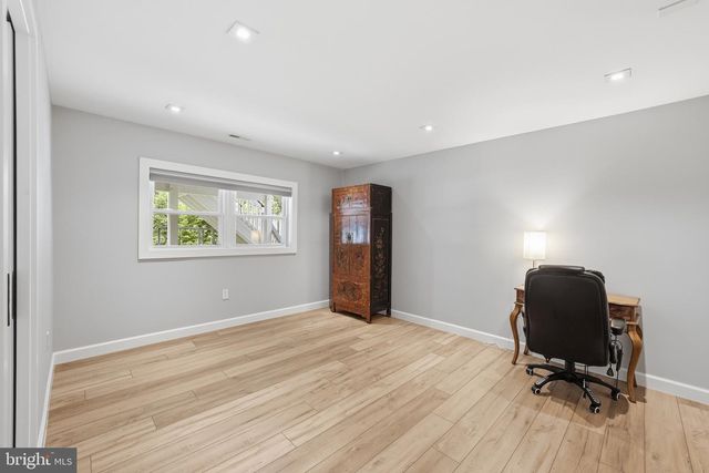 10834 HENDERSON RD, Fairfax Station, VA 22039