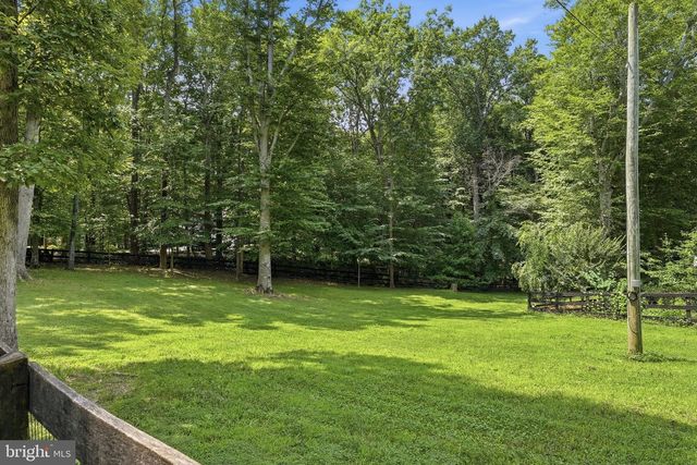 10834 HENDERSON RD, Fairfax Station, VA 22039