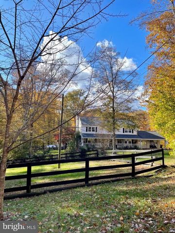 10834 HENDERSON RD, Fairfax Station, VA 22039