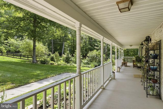 10834 HENDERSON RD, Fairfax Station, VA 22039