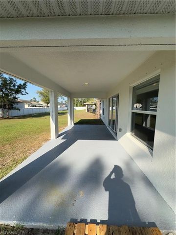 3707 38th ST SW, Lehigh Acres, FL 33976