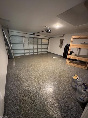 3707 38th ST SW, Lehigh Acres, FL 33976