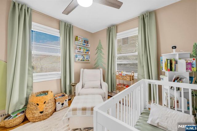 8-27 Oak Street, Fair Lawn, NJ 07410