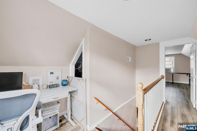 8-27 Oak Street, Fair Lawn, NJ 07410
