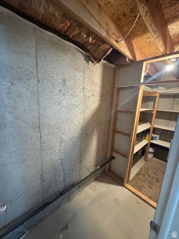 888 E DUPLER RD, Sandy, UT 84094