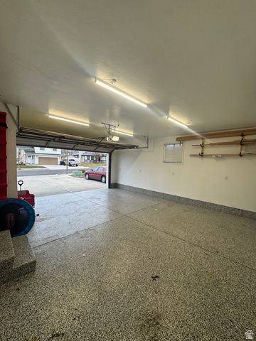 888 E DUPLER RD, Sandy, UT 84094