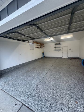 888 E DUPLER RD, Sandy, UT 84094