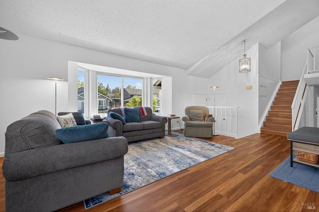 5410 Corbett Cir, Santa Rosa, CA 95403