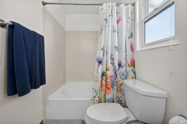 5410 Corbett Cir, Santa Rosa, CA 95403