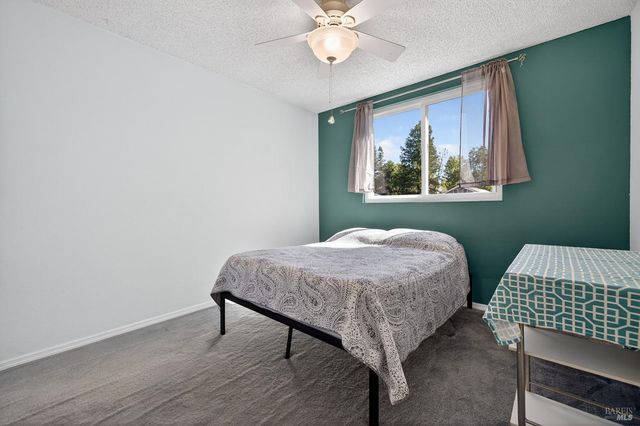 5410 Corbett Cir, Santa Rosa, CA 95403